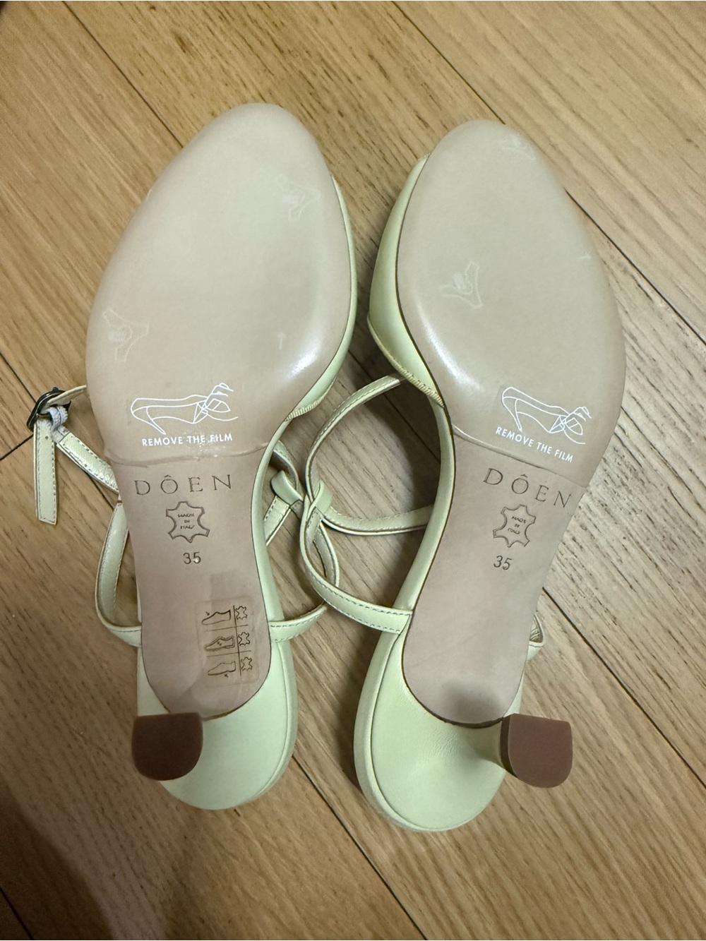 NWOT doen yellow kitten heels - Picture 3 of 3